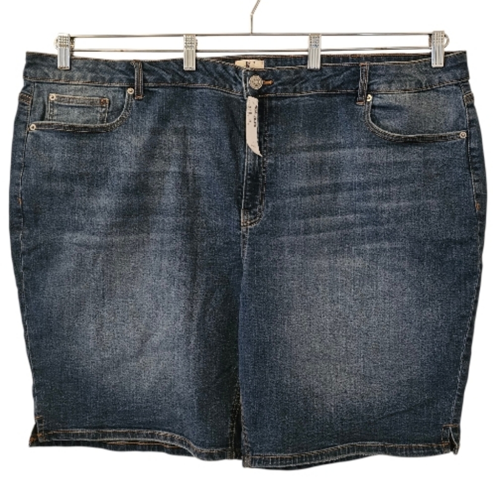 Blue D/C Jeans Penningtons Women's Responsible 1948 Fit Denim Bermuda Shorts